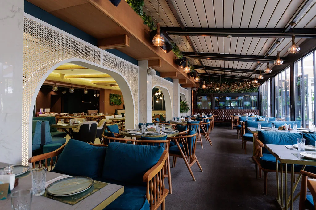 Atmosfera restaurantului Duman Herăstrău